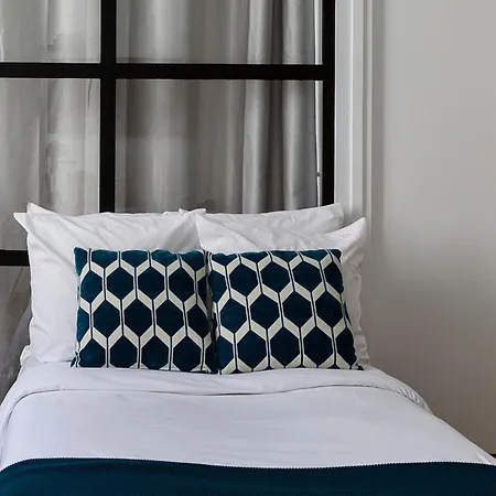Luxury 2 Bedroom 2 Bathroom - Louvre Paris