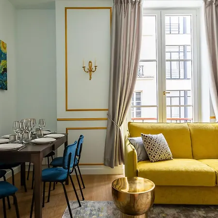 Luxury 2 Bedroom 2 Bathroom - Louvre Appartement